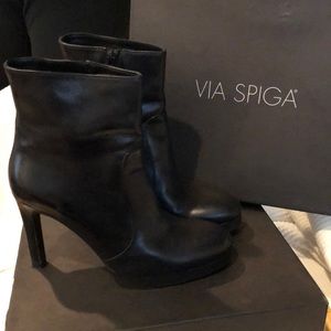Via Spiga Heeled Platform Booties
